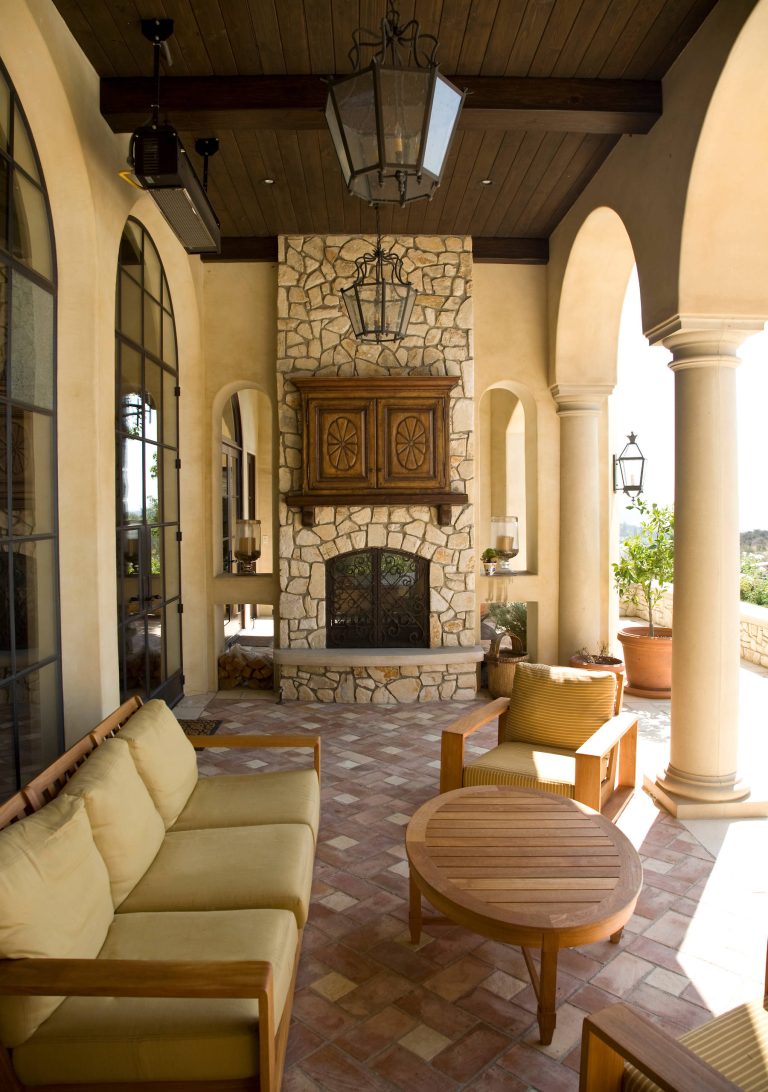 Tuscan inspired home designed by Architect, Douglas Burdge in Thousand Oaks, CA.
