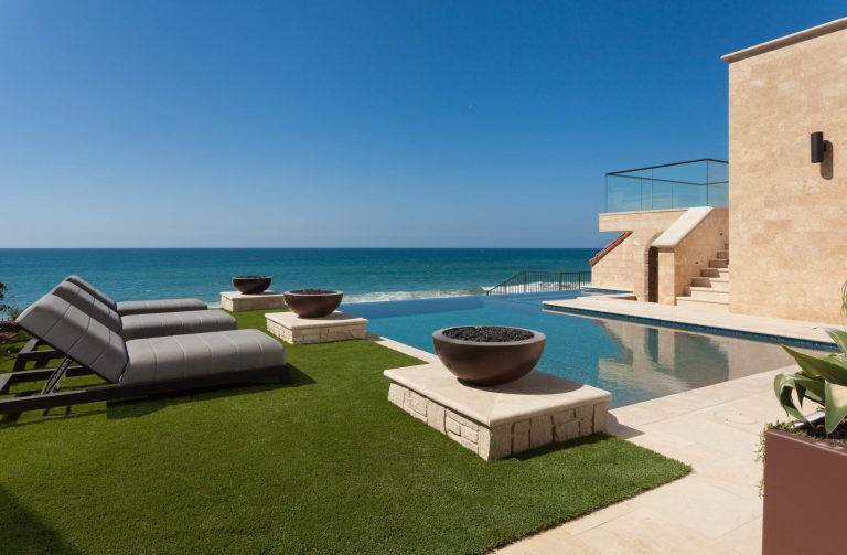 Tuscan pool photo in Orange County