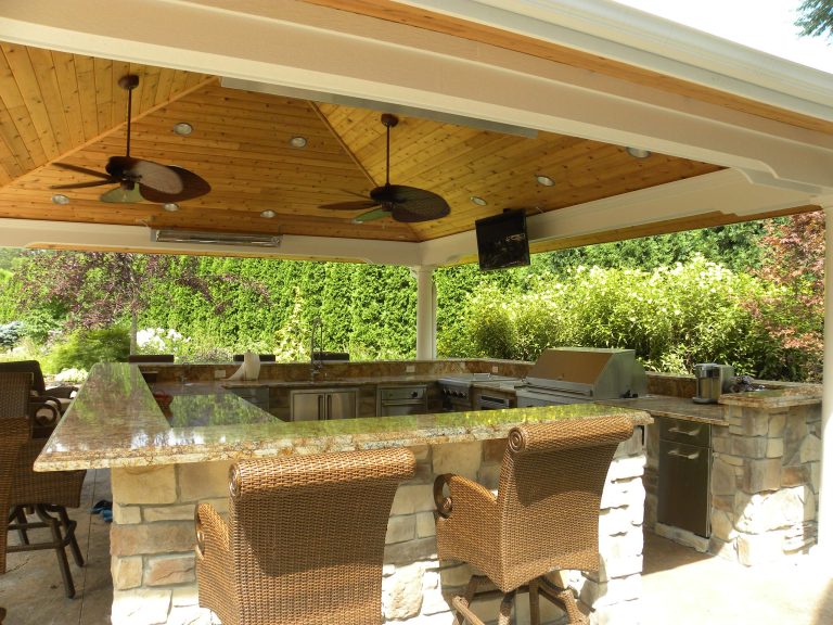 Welcome family and friends to our outdoor paradise!