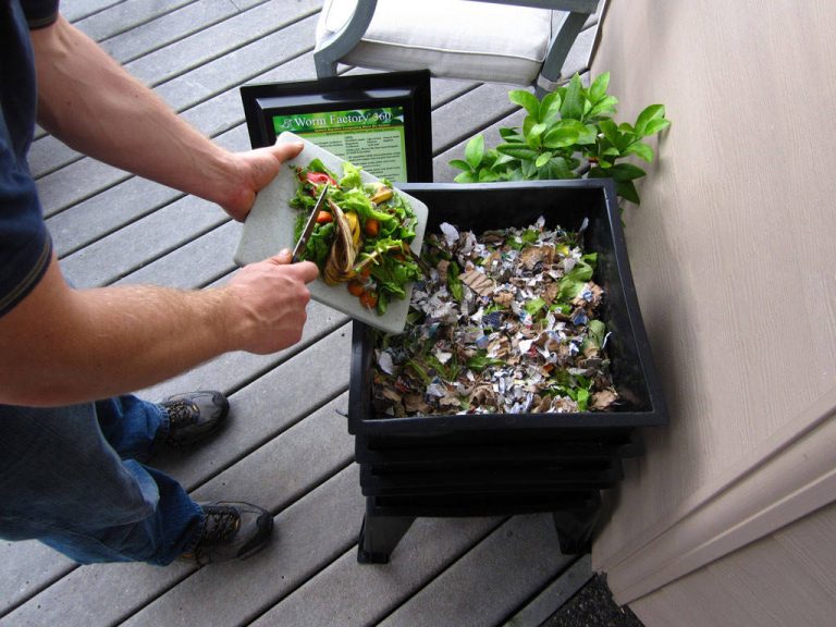 Your worm composter fits anywhere. No mess.