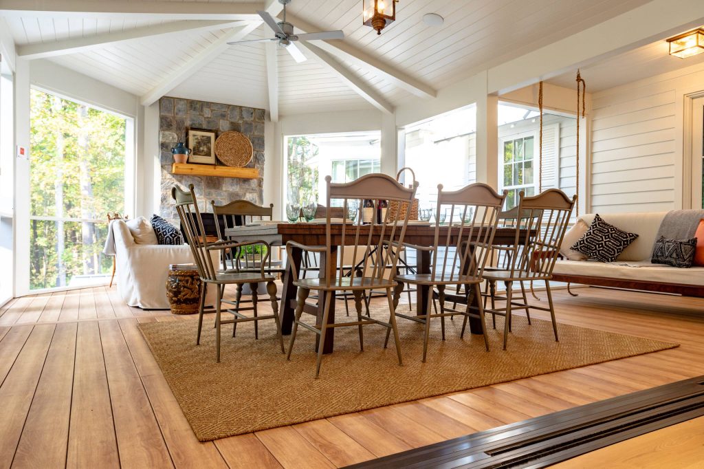 Zuri Premium Decking in Chestnut