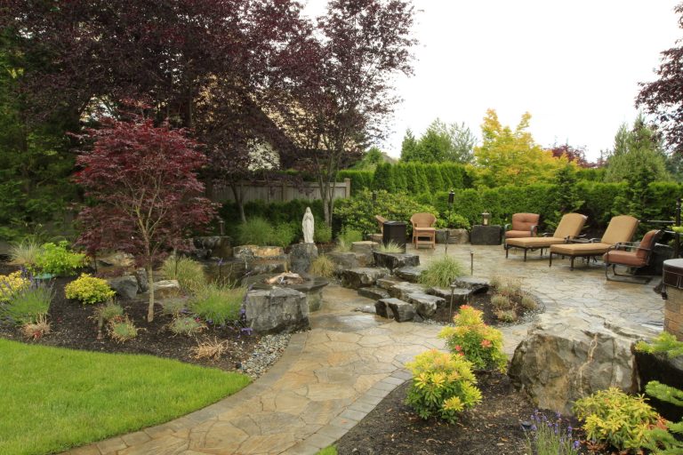Inspiration for a timeless patio remodel in Seattle with a fire pit