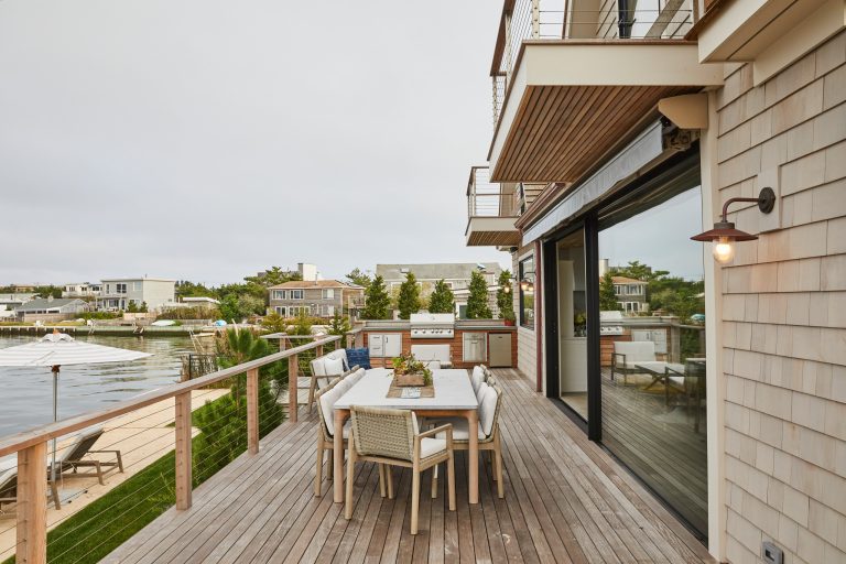 design by Jessica Gething Design built by R2Q Construction photos by Genevieve Garruppo