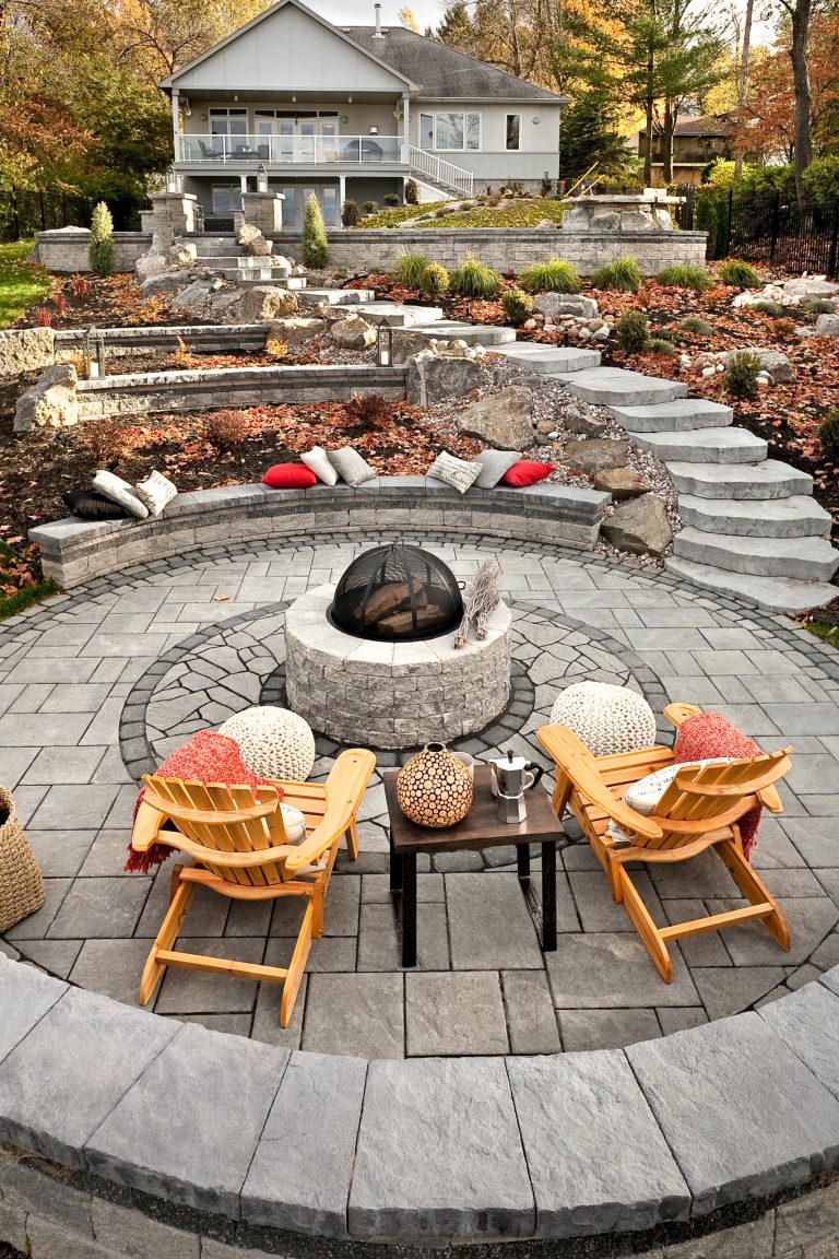 Traditional Style Fire Feature - Techo-Bloc's Valencia Fire Pit.