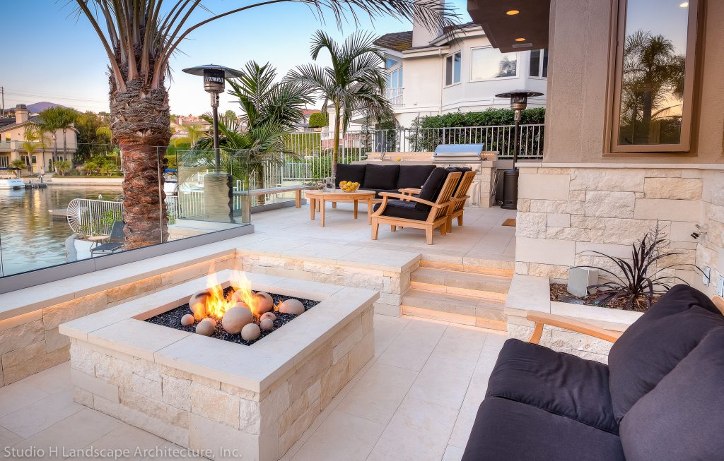 Photography by Studio H Landscape Architecture & COCO Gallery. Post processing by Isabella Li.