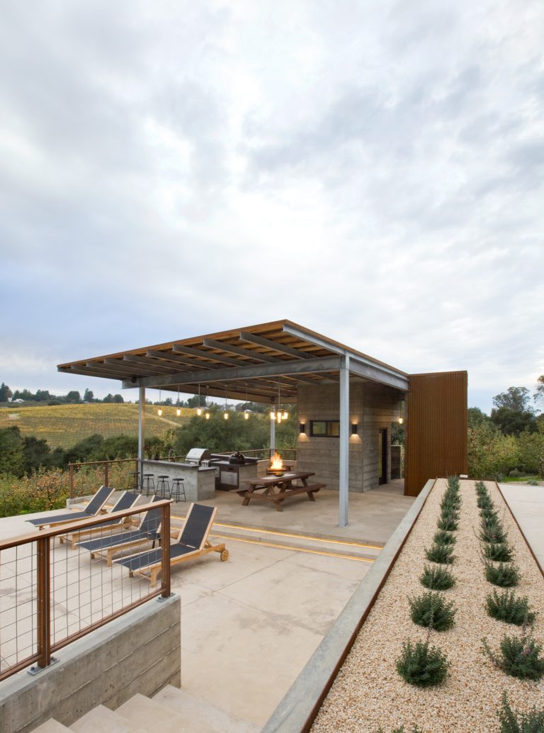 modern open air kitchen and landscape design by merge studio © ramsay photography