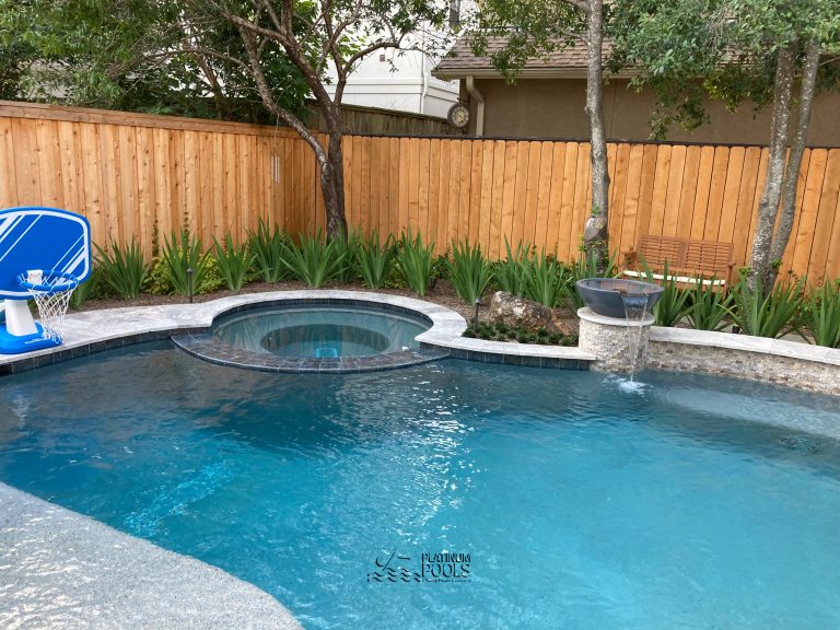 For more information, visit our website https://platinumpools.com

Choosing a travertine deck makes a backyard more elegant. And how about an in-pool bench?
by Platinum Pools | Pool design | Pool Contracting | Swimming Pool Ideas | Swimming Pool Design Ideas