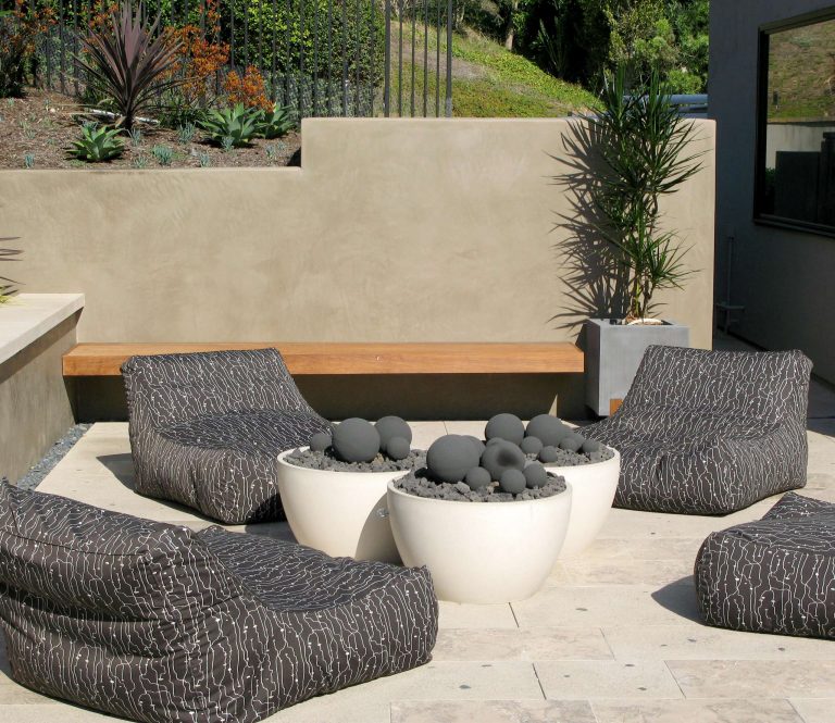 Trendy patio photo in San Diego with a fire pit